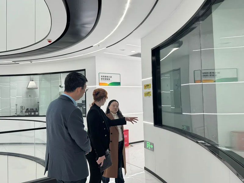 巴西國家植物保護產品協會專家訪問新朝陽，共探生物農業合作新機遇