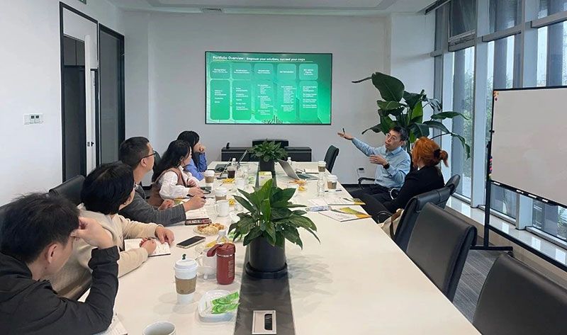 巴西國家植物保護產品協會專家訪問新朝陽，共探生物農業合作新機遇